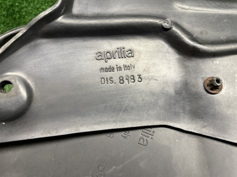Пластик карман правый Aprilia RX 50 95-03 год-2