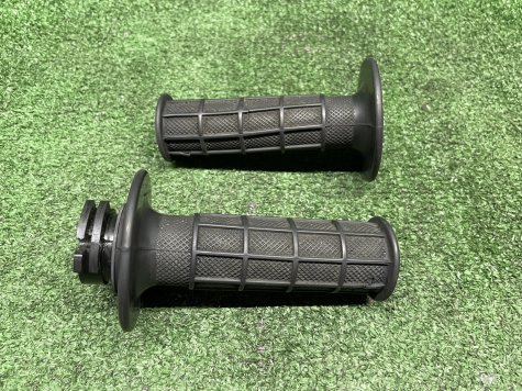 Грипсы ручка газа Aprilia RX 50 95-03 год-0