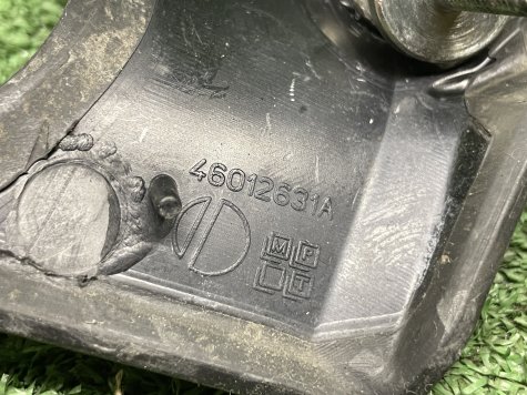 Пластик замка зажигания Ducati 848 1098 1198 S-2