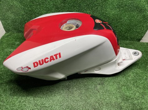 Бак топливный Ducati 848 1098 1198 S-3