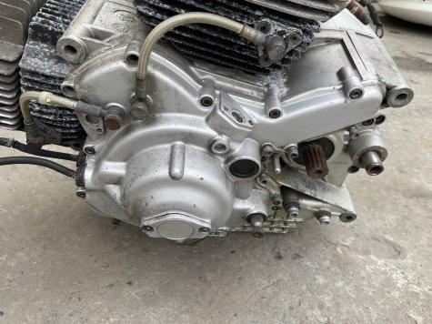 Крышка генератора Ducati 900 SS -0
