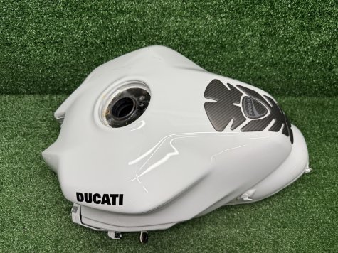 Бак Ducati Supersport 950 S 21-26 год-2