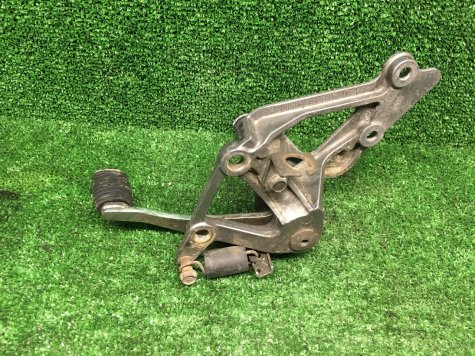 Кронштейн водителя правый Kawasaki Balius 250-2