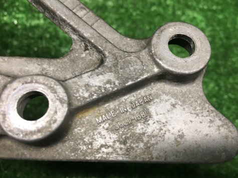 Кронштейн водителя правый Kawasaki Balius 250-3