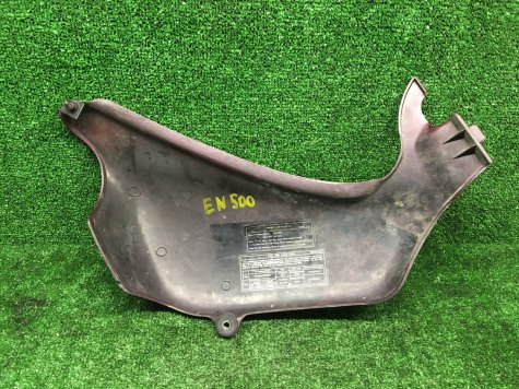 Накладка под баком правая Kawasaki EN500 Vulcan-2