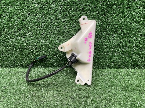 Поворотник передний правый Kawasaki Ninja 400 14-17-1