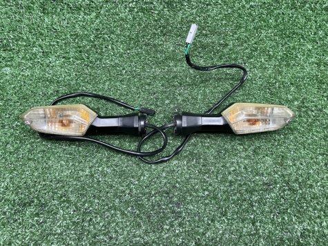 Поворотники задние Kawasaki Ninja 400 14-17 год-0
