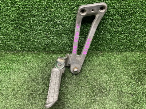 Кронштейны пассажира Kawasaki ZXR 250 91-98-1