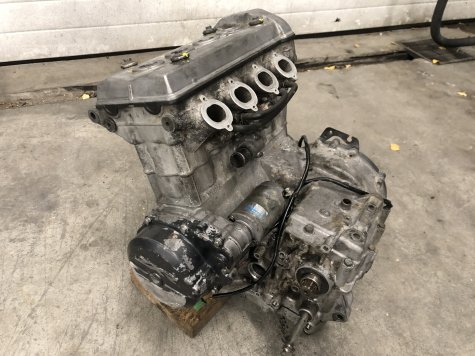 Двигатель Kawasaki ZXR400 ZX400L-4