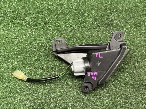 Поворотник передний левый Kawasaki ZZR 1400 ZX14 06-11-2
