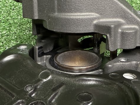 Суппорт задний Kawasaki ZZR 1400 ZX14 06-11-3