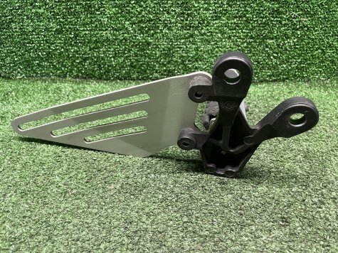Кронштейн водителя левый Kawasaki ZZR 1400 ZX-14 06-11-3