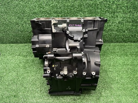 Картер двигателя Kawasaki ZZR 1400 ZX14 06-11-1