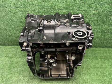 Картер двигателя Kawasaki ZZR 1400 ZX14 06-11-9