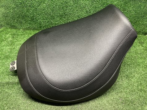 Сиденье водителя Suzuki Intruder 1800-0