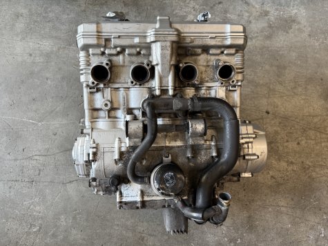 Двигатель Suzuki GSF 1250 S Bandit GW72A W705-4