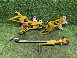 Кронштейны водителя Arashi Suzuki GSX-R 1000 09-11