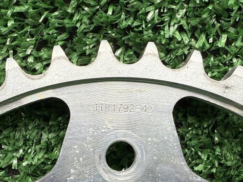 Звезда ведомая 42-525 Suzuki GSX-R 600 K6 K7-1