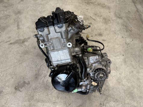 Двигатель Suzuki GSX-R 750 98-00 R731-2