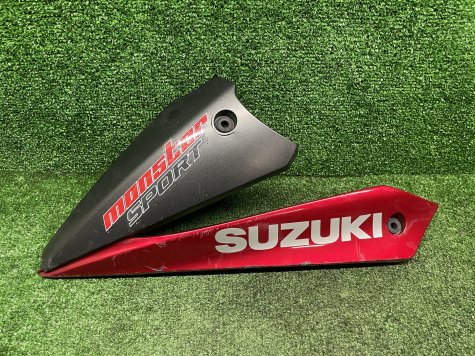 Пластик плуг левый Suzuki GSX-S 1000 L6 ABS-0