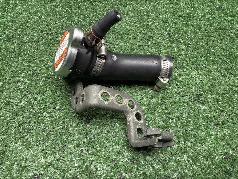 Горловина крышка радиатора Suzuki SV1000 VT54A-1