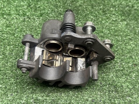 Суппорт правый Suzuki SV 650 VP55B 16+-1