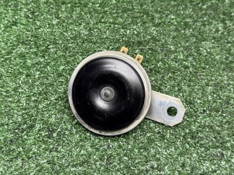 Звуковой-сигнал Suzuki SV 650 VP55B 16+-0