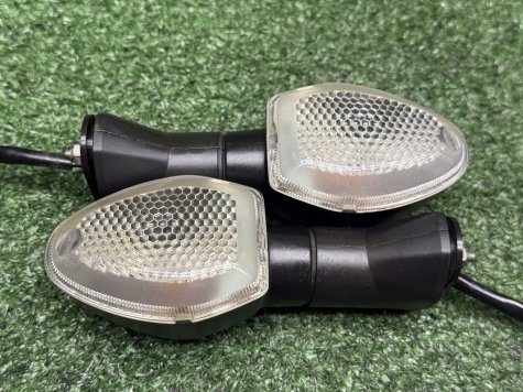 Поворотники передние Suzuki SV 650 VP55B 16+-1