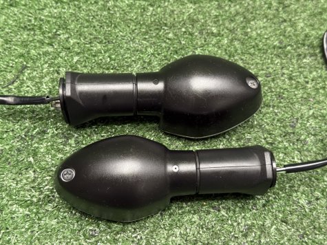 Поворотники передние Suzuki SV 650 VP55B 16+-2