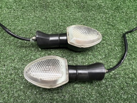 Поворотники задние Suzuki SV 650 VP55B 16+-1