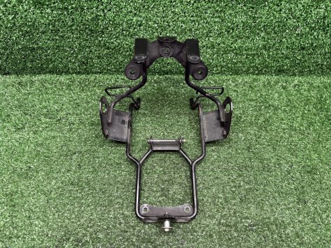Паук кронштейн фары Suzuki SV 650 VP55B 16+-3