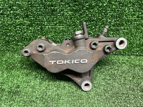 Суппорт правый Suzuki TL 1000 S '97-0