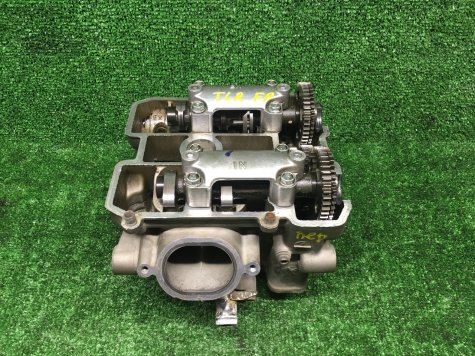 Головка блока цилиндров передняя Suzuki TL1000R-0