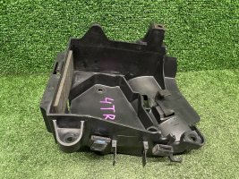 Корпус пластик акб Yamaha XVS 400 Drag Star 4TR