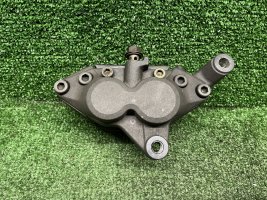 Суппорт правый Yamaha FZR 1000 3GM