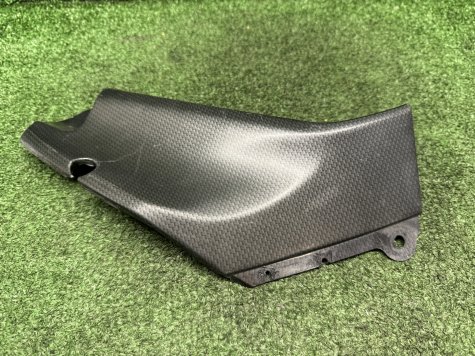 Пластик полка левая Yamaha R1 98-01 5JJ-0