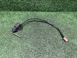 Концевик тормоза задний Yamaha R1 98-99 4XV