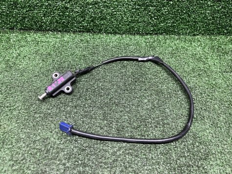 Датчик боковой подставки Yamaha R1 98-99 4XV-0