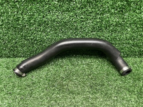 Патрубок охлаждения Yamaha R1 02-03 5PW-0