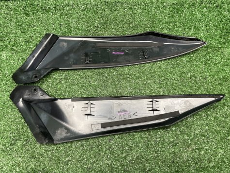 Пластик бака Yamaha R1 02-03 5PW-1