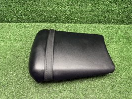 Сиденье пассажира Yamaha R1 02-03 5PW