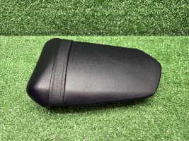 Сиденье пассажира Yamaha R1 04-06 5VY