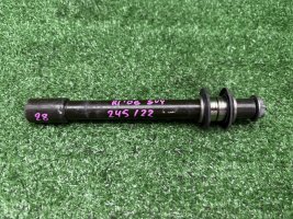 Ось передняя Yamaha R1 04-06 5VY