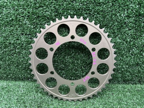 Звезда ведомая 46-520 Yamaha R1 04-06 5VY-0