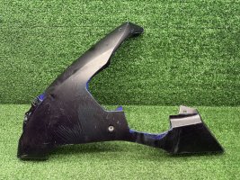 Пластик плуг левый Yamaha R1 04-06 5VY