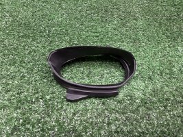 Резинка воздуховода левая Yamaha R1 04-06 5VY