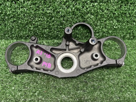 Траверса верхняя Yamaha R1 09-11 14B-1