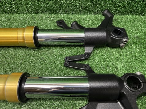 Перья вилка Yamaha R1 09-14 14B-2