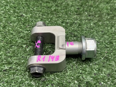 Кронштейн амортизатора Yamaha R1 09-11 14B-0