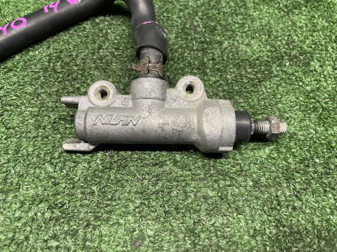 Машинка тормозная задняя Honda CB 1300 SC40 98-02-1